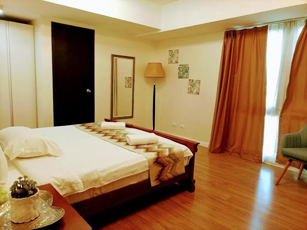 Davao Central Suites 0*,